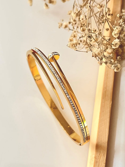 Classic nail bracelet - Silks & Jewels