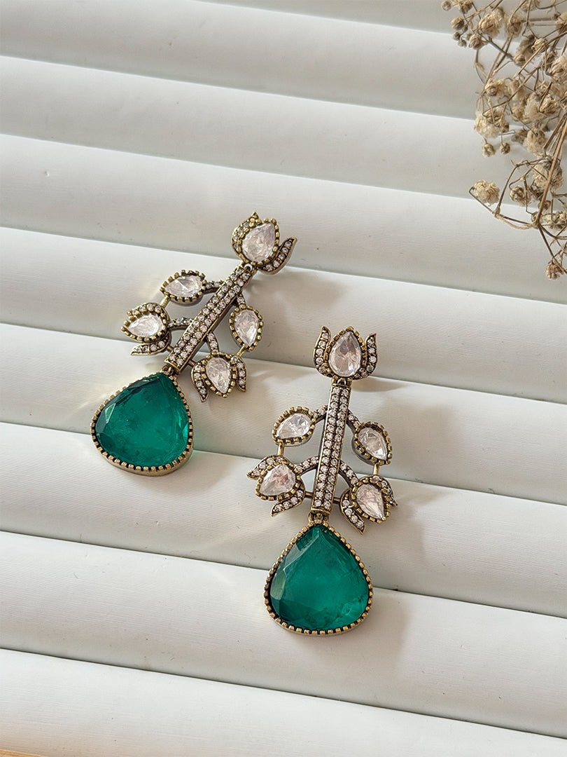 Vrindaara Kundan Earrings - Silks & Jewels