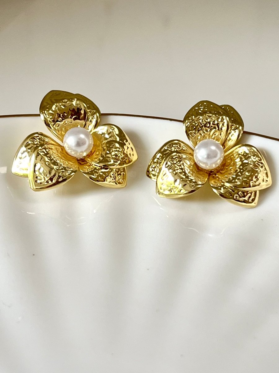 Petal Glow Studs - Silks & Jewels